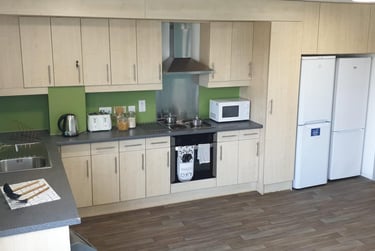 1 bed house, De Walden Way, City Centre, Bradford, BD71BD - Image 7